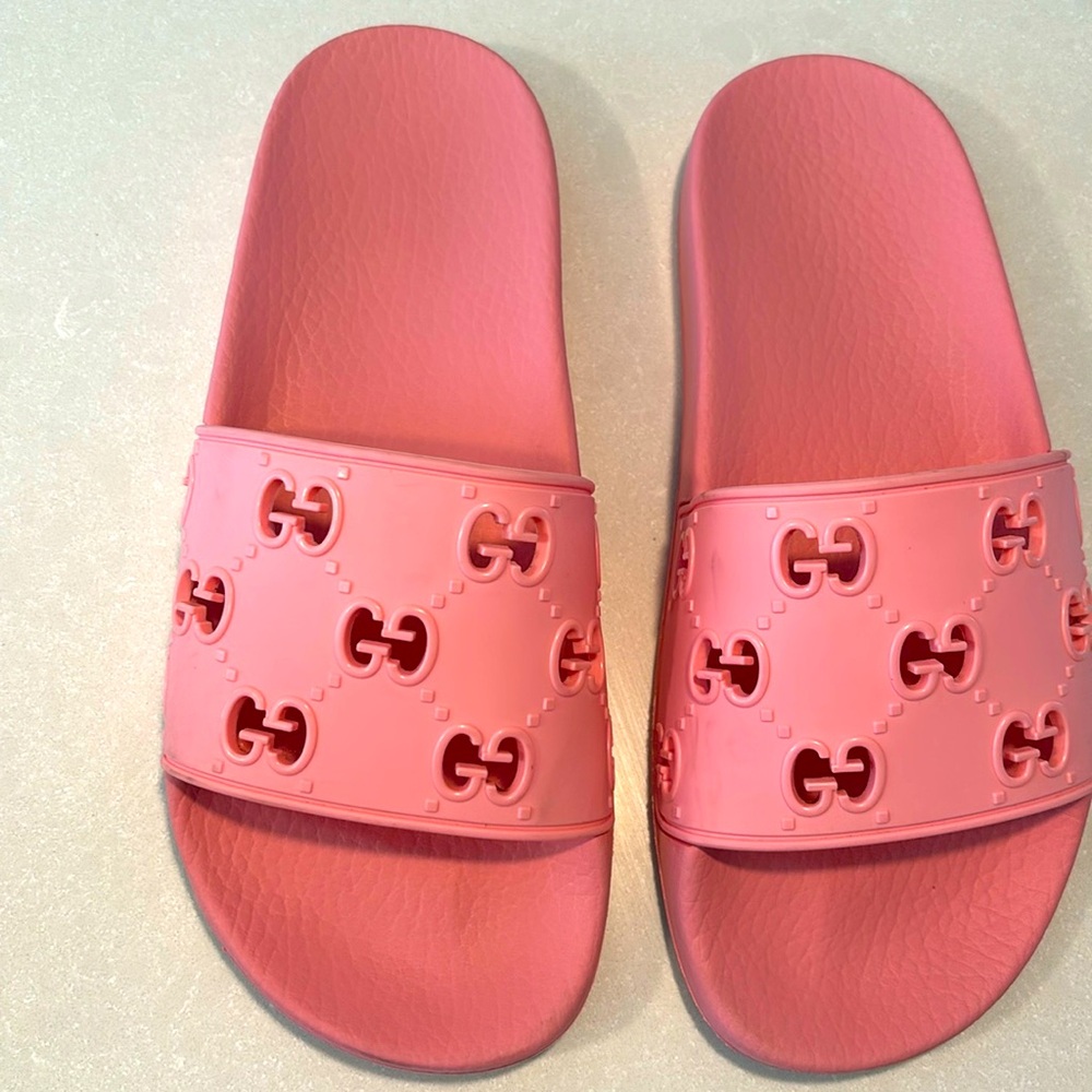 Gucci Pink Slides. Authentic